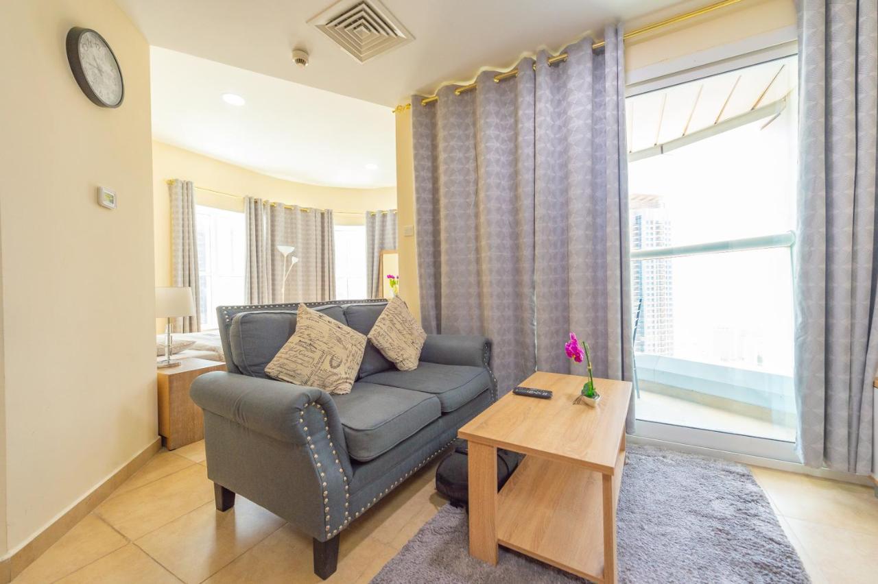 Luxury Escapes - Modern Budget Studio With Balcony In Jlt! Dubai Exterior photo